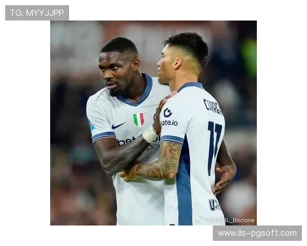 劳塔罗与图拉姆默契配合，国米锋线双煞互动庆祝